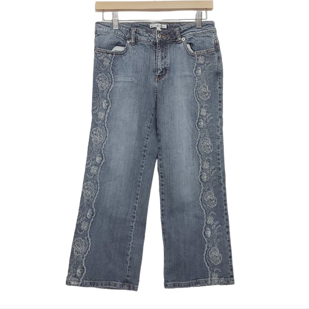 Lillie Rubin | Embroidered Floral Crop Straight Leg Jeans